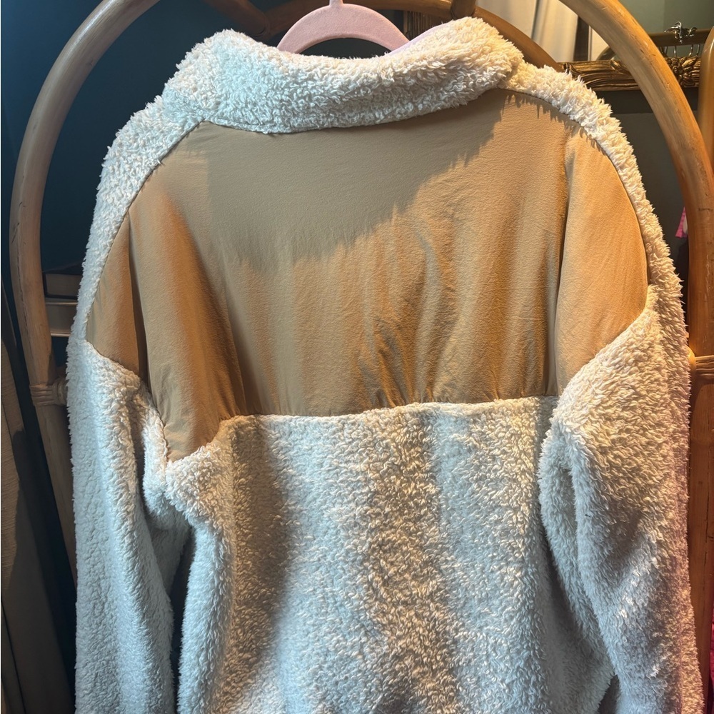 Backcountry Fleece Cream and Tan Sherpa Pullover‎ Jacket - Picture 7 of 8